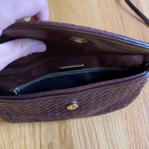 Bottega Veneta Crossbody Bag - Picture 4 of 7